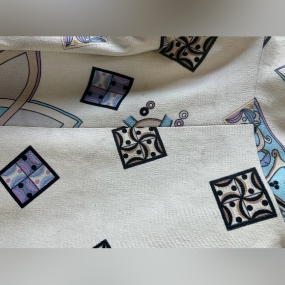 Louis Feraud jacket - Picture 8 of 8